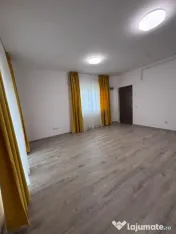 Apartament 2 camere, 44 mp + grădină 76 mp, zona Sub Cetat