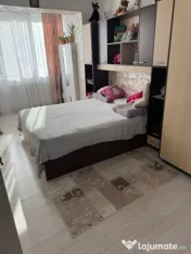 Apartament 3 camere, 68MP+2 Parcari, Zona Florilor, Floresti