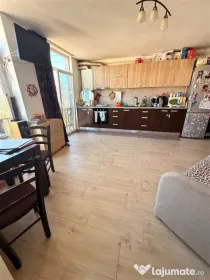 Apartament 3 camere 65 mp, zona Tineretului