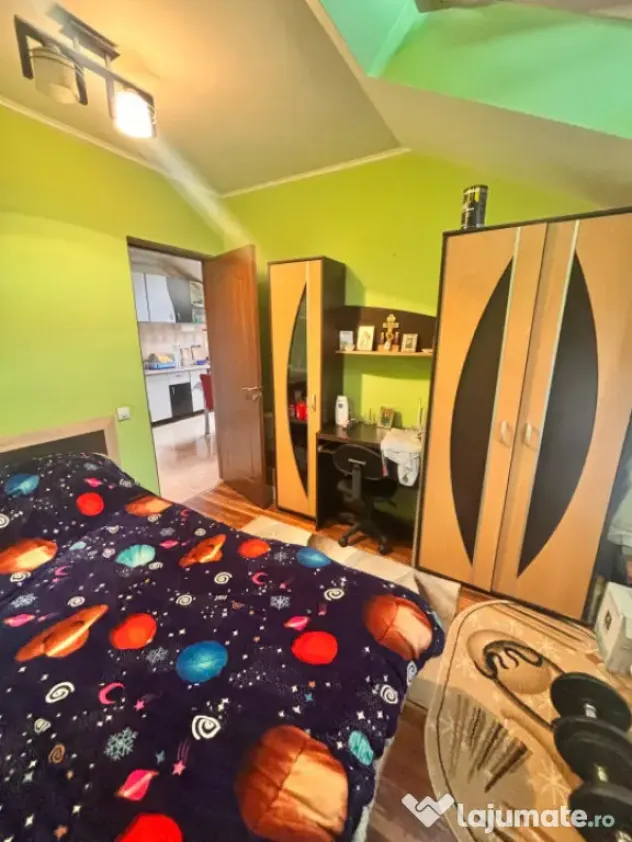 Apartament 4 camere, 58 mp ,zona Florilor ,Floresti