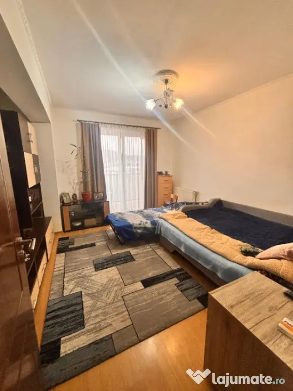 Apartament 4 camere, 58 mp ,zona Florilor ,Floresti