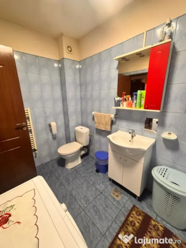 Apartament 4 camere, 58 mp ,zona Florilor ,Floresti