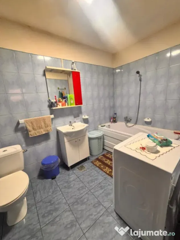 Apartament 4 camere, 58 mp ,zona Florilor ,Floresti