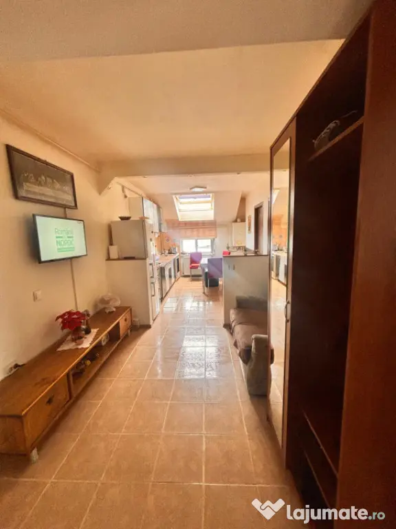 Apartament 4 camere, 58 mp ,zona Florilor ,Floresti