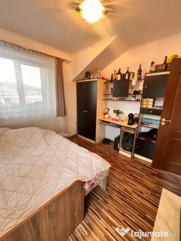 Apartament 4 camere, 58 mp ,zona Florilor ,Floresti
