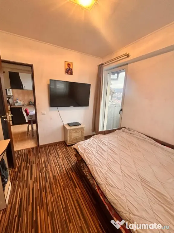 Apartament 4 camere, 58 mp ,zona Florilor ,Floresti