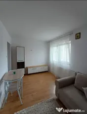 Garsoniera confort 1 Etaj 2 - Zona Zamca 