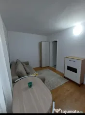 Garsoniera confort 1 Etaj 2 - Zona Zamca