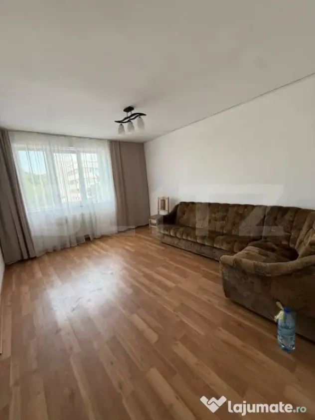 Apartament 2 camere, 50 mp, etaj intermediar, zona Nordic