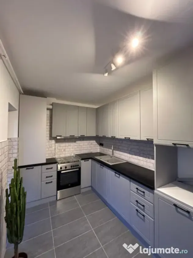 Apartament 3 camere, 70mp | Zona Teilor | Floresti |