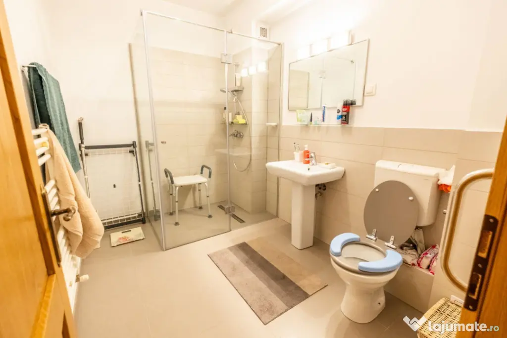Apartament 2 camere 60mp, zona Vivo