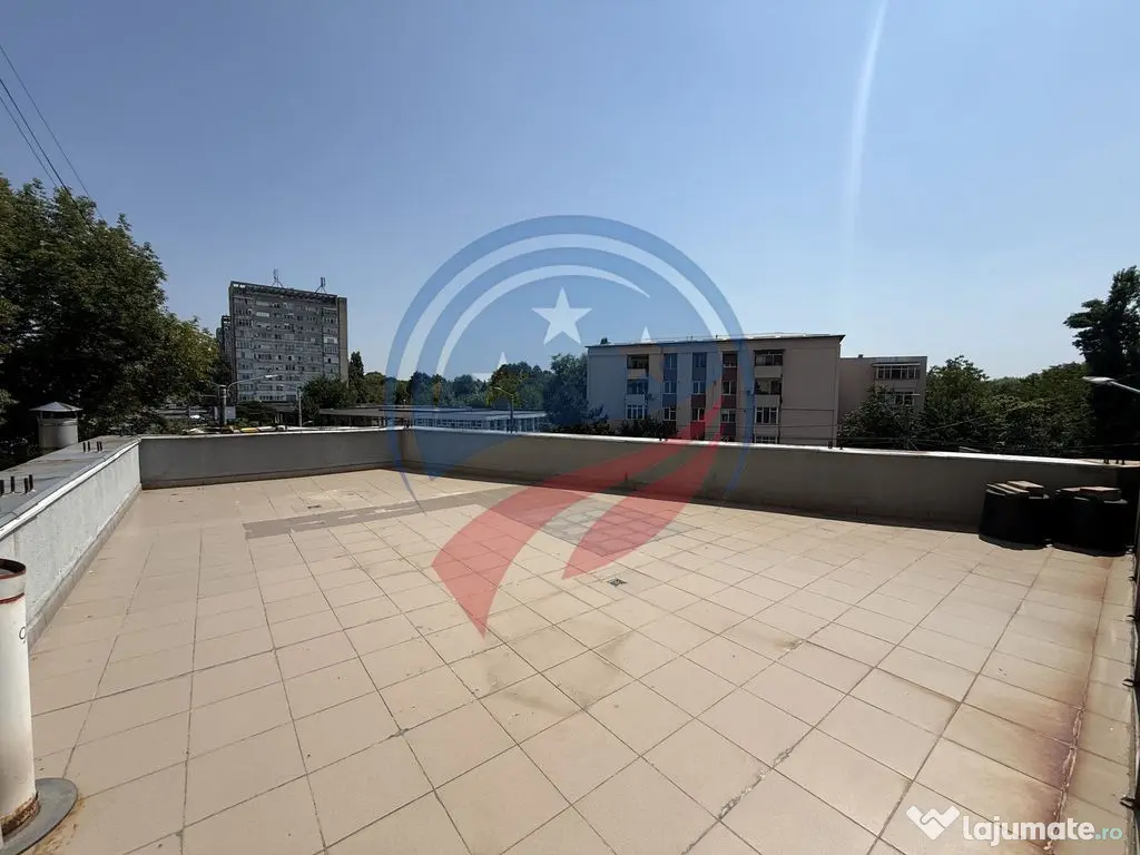 Spațiu comercial și birouri de închiriat – Bd. N. Ti...