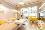 Apartament 4 camere in vila Turda | Basarab Metrou | curt...