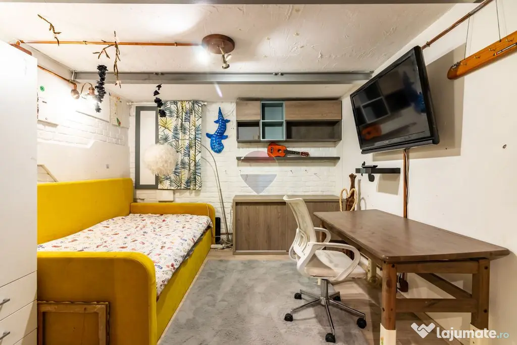 Apartament 4 camere in vila Turda | Basarab Metrou | curt...