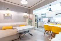Apartament 4 camere in vila Turda | Basarab Metrou | curt...