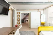 Apartament 4 camere in vila Turda | Basarab Metrou | curt...