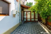 Apartament 4 camere in vila Turda | Basarab Metrou | curt...