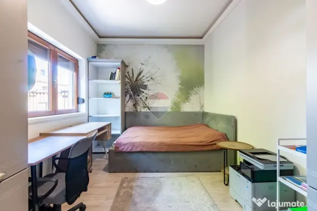 Apartament 4 camere in vila Turda | Basarab Metrou | curt...
