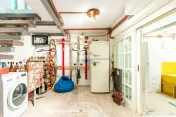 Apartament 4 camere in vila Turda | Basarab Metrou | curt...