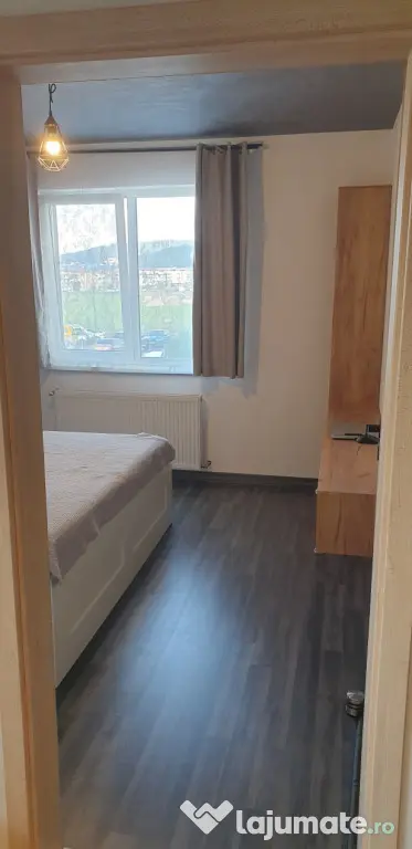 Apartament 3 camere , 71 mp ,Zona Teilor, Floresti