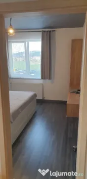 Apartament 3 camere , 71 mp ,Zona Teilor, Floresti 