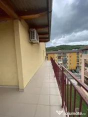 Apartament 3 camere 82mp | terasa 35 mp | parcare inclusa | 