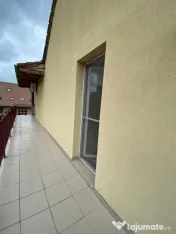Apartament 3 camere 82mp | terasa 35 mp | parcare inclusa | 