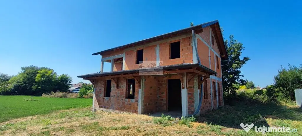 Vila la rosu Draganesti/Tecuci/Galati