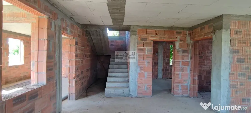 Vila la rosu Draganesti/Tecuci/Galati