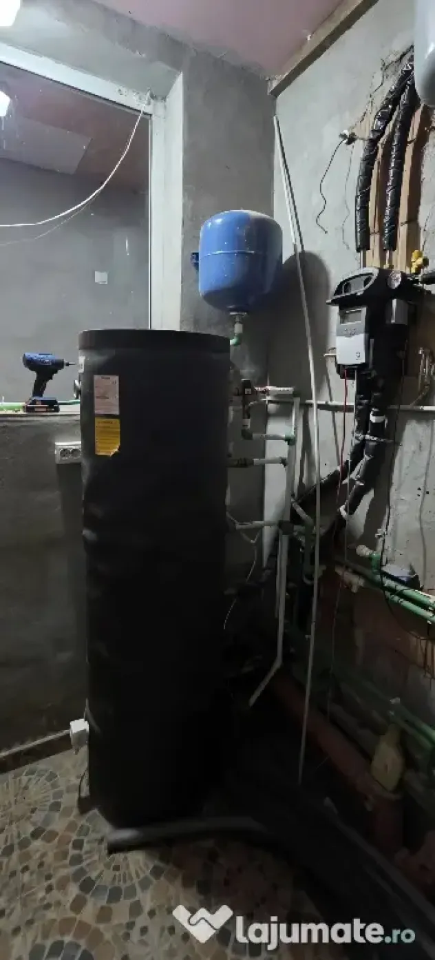 Boiler Fiama cu 2 serpentine, capacitate 300 litri, pentru centrale termice.
