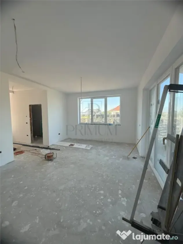 MOSNITA NOUA - 4 CAMERE - BUCATARIE INCHISA - LIVING SPATIOS