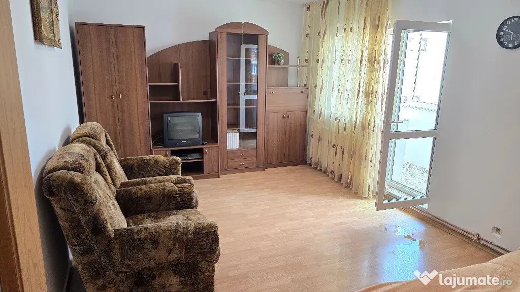 Inchiriez apartament 2 camere decomandat in Deva, Mihai Viteazu et. 2 - Deva (Hunedoara)