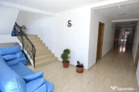 Pensiune funcțională de vânzare Costinești – 24 cam...