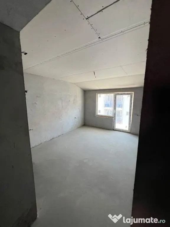 Pensiune funcțională de vânzare Costinești – 24 cam...