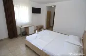 Pensiune funcțională de vânzare Costinești – 24 cam...