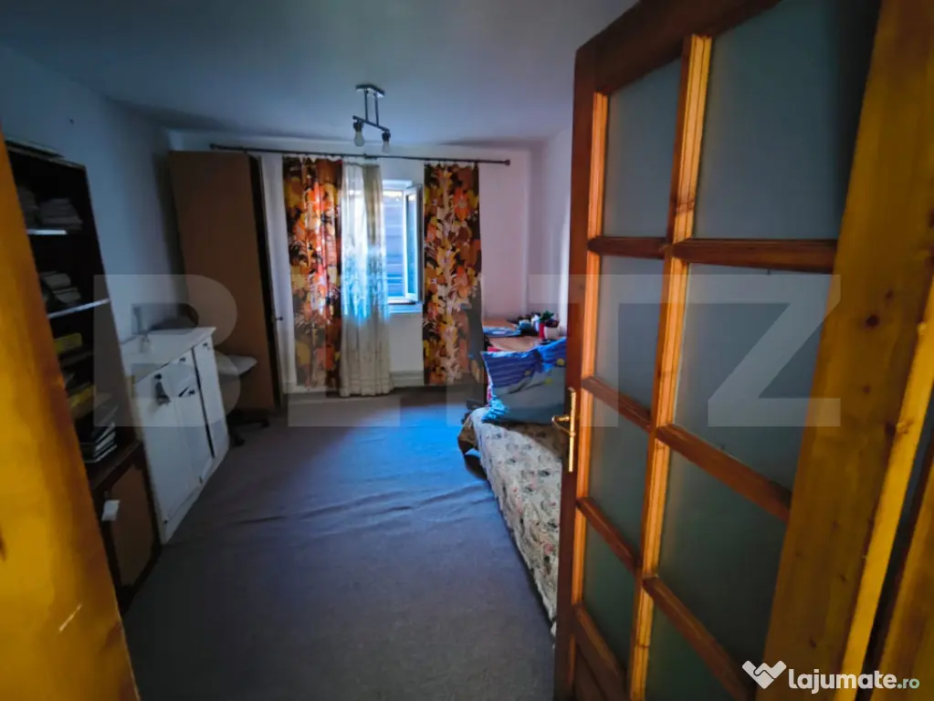 Casă P+M , spatioasa, 140 mpu și 559 mp teren, in Romanest
