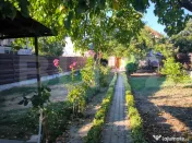 Casă P+M , spatioasa, 140 mpu și 559 mp teren, in Romanest 