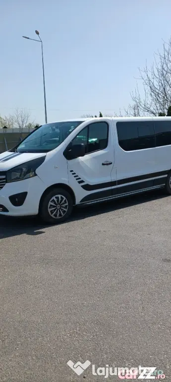 Opel Vivaro 8+1 locuri