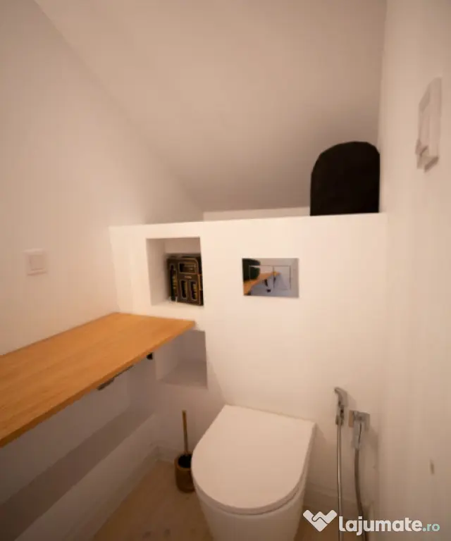 Apartament la curte comuna, 3 camere, 76MP, superfinisat, zo