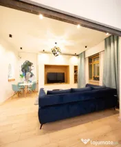 Apartament la curte comuna, 3 camere, 76MP, superfinisat, zo