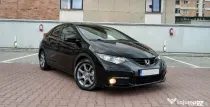 Honda Civic IX - 1.6 i-DTEC / 6+1 trepte / Bose / Euro 5 / Xenon