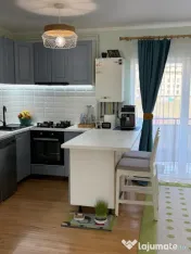 Vand apartament 2 camere 43mp +2 balcoane 6mp,zona Tineretul 
