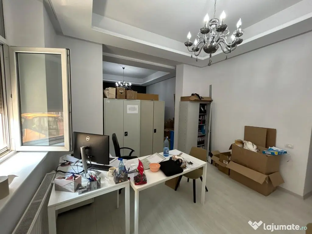 Apartament 4 camere | Birou | Mântuleasa – Universitate