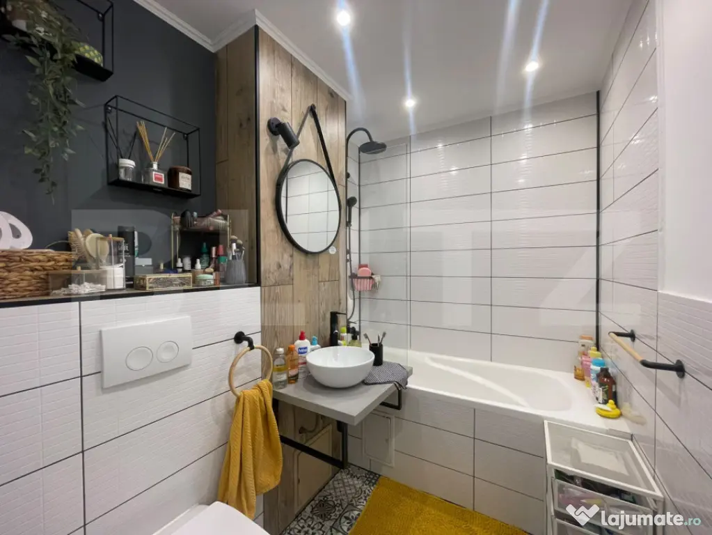 Apartament modern cu 3 camere | etaj 3/4 | zonă excelentă