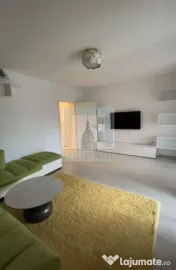De vânzare casă înșiruită/ zona Sanpetru