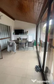 De vânzare casă înșiruită/ zona Sanpetru