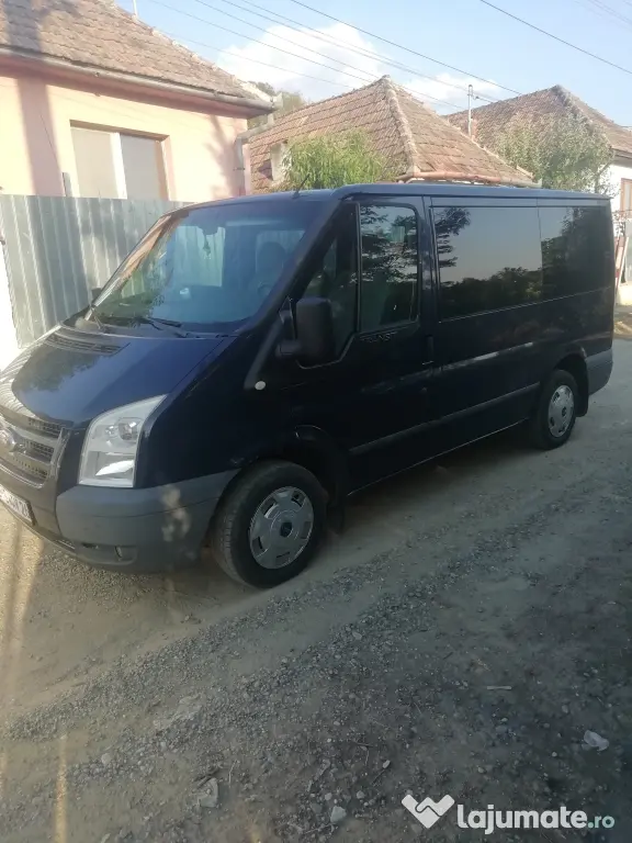 Ford transit 2011