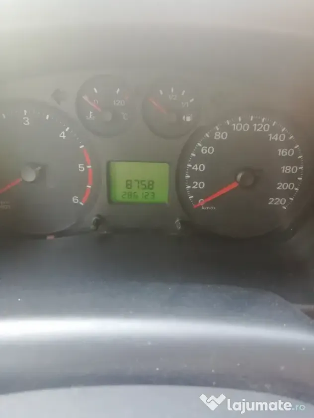Ford transit 2011