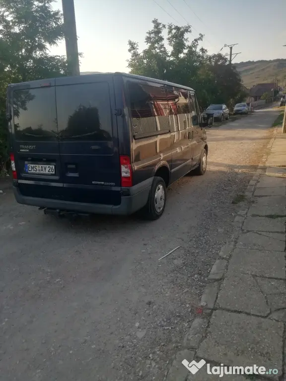 Ford transit 2011