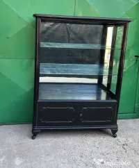 Vitrina Vintage Stil Rococo cu rafturi de sticla; Dulap cu etajere; Biblioteca